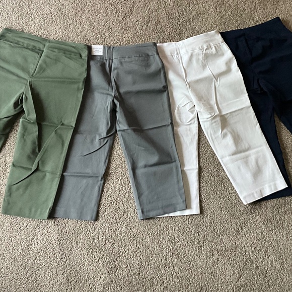 Croft & Barrow The Polished Capri - Picture 4 of 4